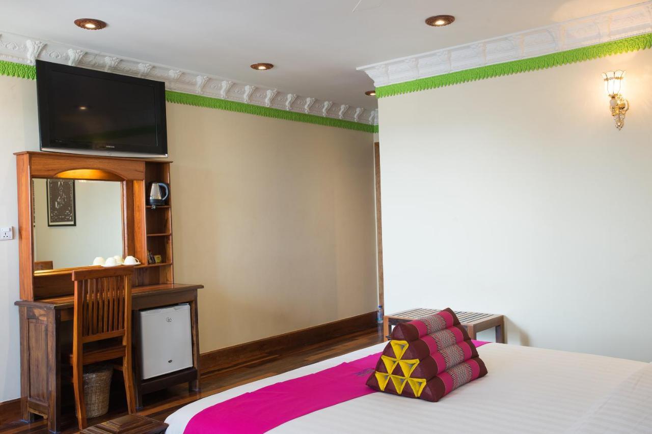 Okay Palace Hotel Phnom Penh Exterior foto